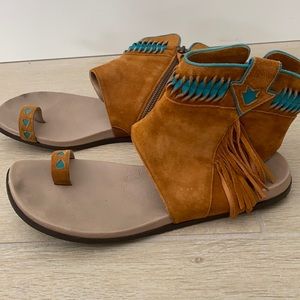 Donald J Pliner Tan & Seafoam Gemil Sandal